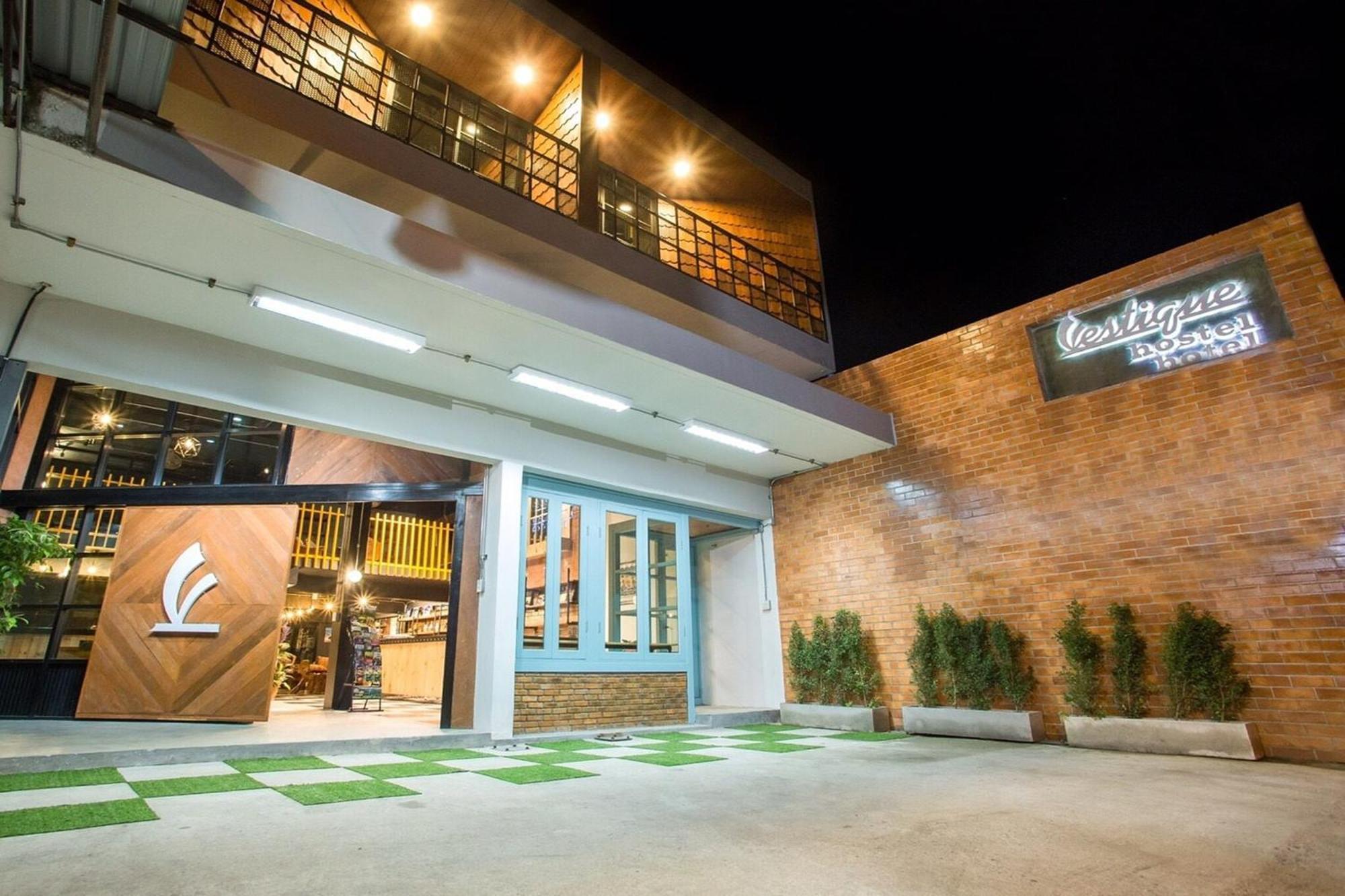 Vestique Hostel Chiang Mai Esterno foto