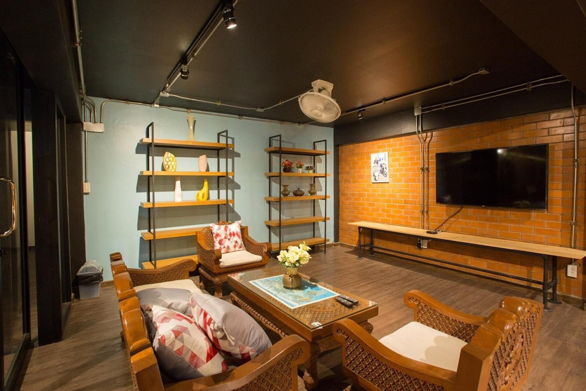 Vestique Hostel Chiang Mai Esterno foto