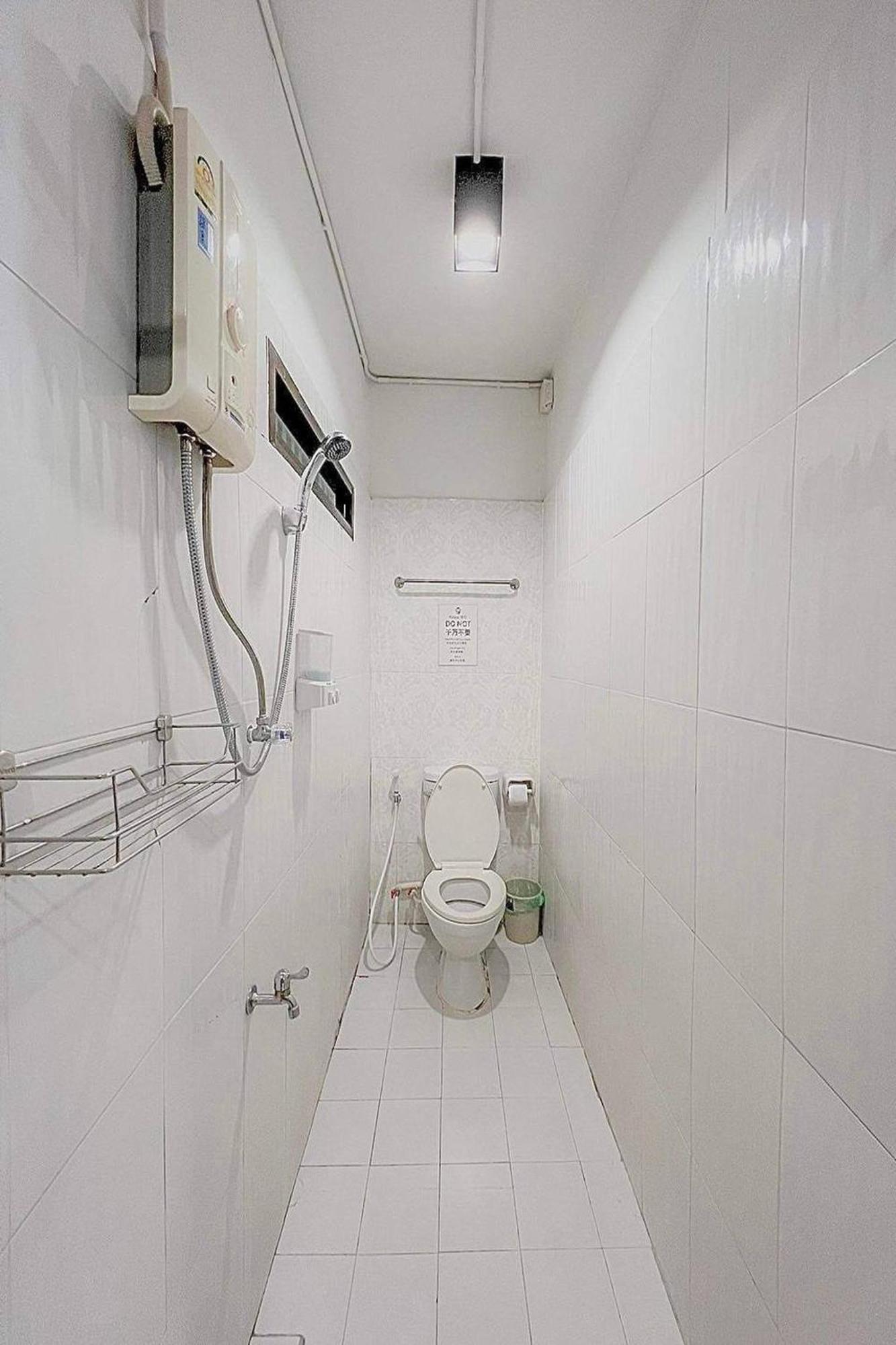 Vestique Hostel Chiang Mai Esterno foto